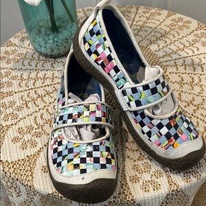 Keen Blue and Black Sandals for Outdoor Adventures Size 7